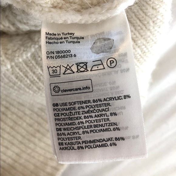 H&M White Pattern Knit Sweater - Size Small - Picture 7 of 8
